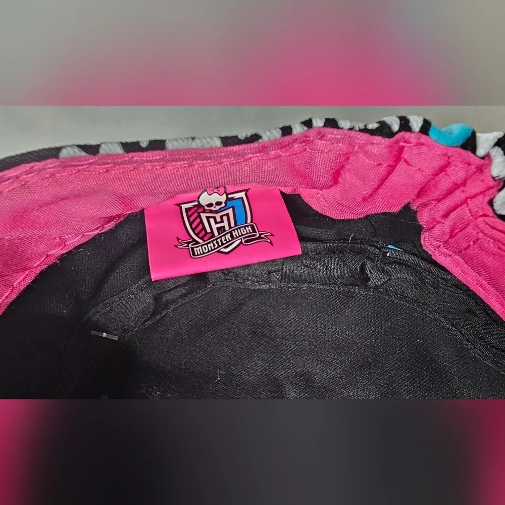 monster high questions leave